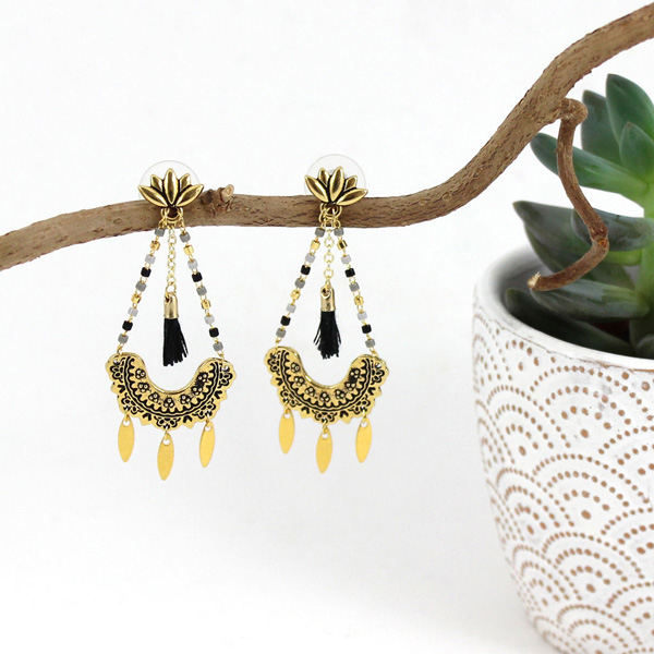 DIY fácil Pendientes araña de loto, pompón y cadena de perlas DIY fácil Pendientes araña de loto, pompón y cadena de perlas