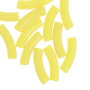 Perlas de tubo curvado en acrílico opaco 32x8 mm - Amarillo x6