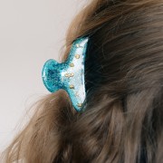 Pinza de pelo cocodrilo 42x79 mm en acrílico transparente Turquesa purpurina x 1