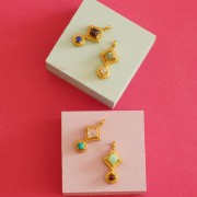 Colgante étnico 21x10 mm - Dorado con oro fino - labradorita - piedra luna x1