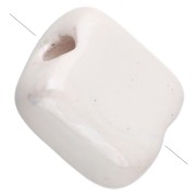 Cuenta cuadrada de cerámica de 10 mm - Blanca x1