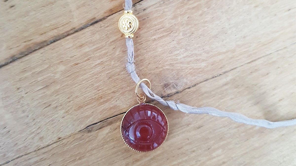 Moderno collar de varias filas con gemas de cornalina y unakita : Paso 3 Moderno collar de varias filas con gemas de cornalina y unakita : Paso 3