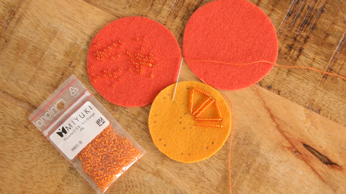 Patrón de fieltro para la decoración del árbol de Navidad Aromas de Navidad : Paso 2 Patrón de fieltro para la decoración del árbol de Navidad Aromas de Navidad : Paso 2