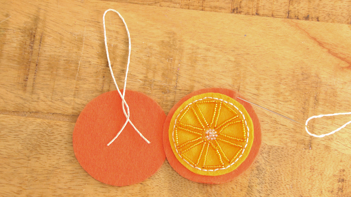 Patrón de fieltro para la decoración del árbol de Navidad Aromas de Navidad : Paso 5 Patrón de fieltro para la decoración del árbol de Navidad Aromas de Navidad : Paso 5