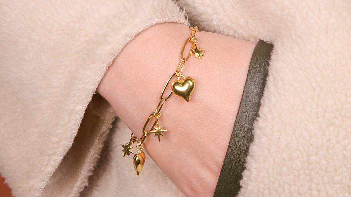 Pulsera de cadena con colgantes de corazón y Estrella del Norte Pulsera de cadena con colgantes de corazón y Estrella del Norte