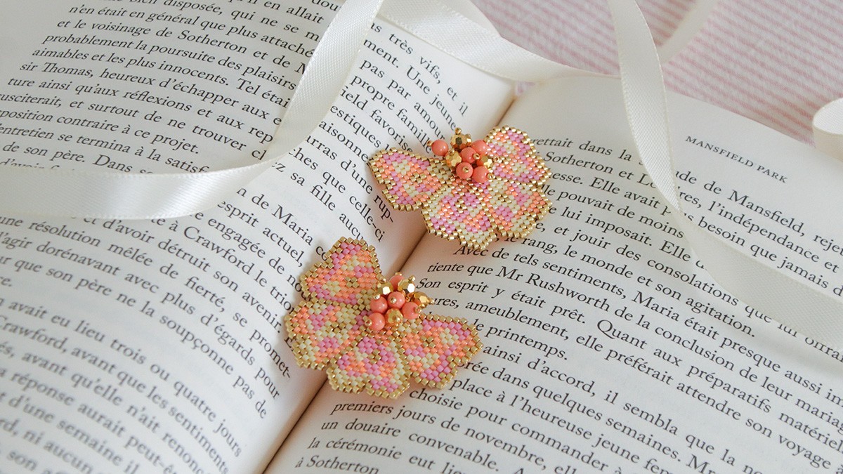 Pendientes flor tejida Brick Stitch Pendientes flor tejida Brick Stitch