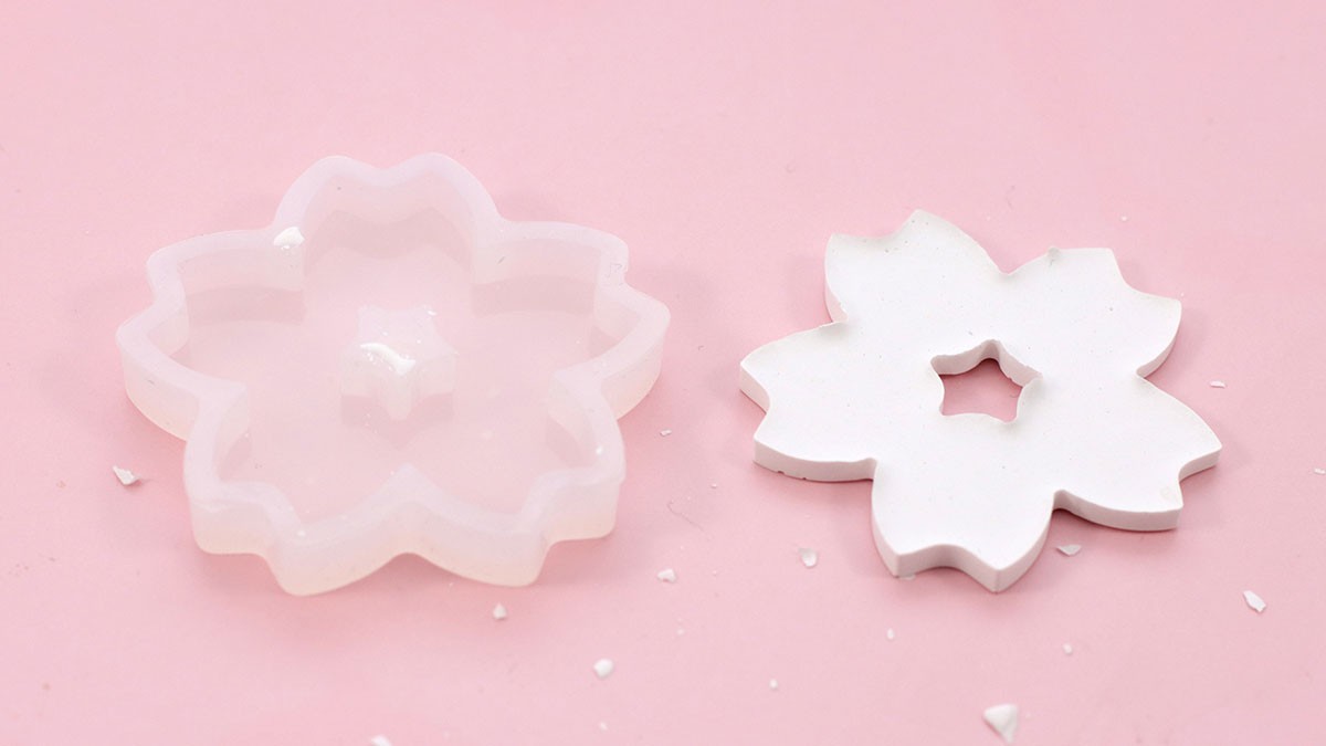 Criollas y caja de flores en polvo Raysin : Paso 4 Criollas y caja de flores en polvo Raysin : Paso 4