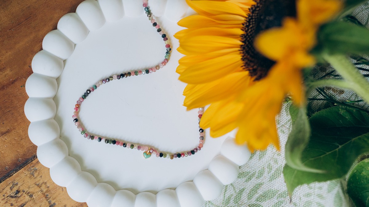 Tutorial de collar de piedras naturales y colgante de corazón Tutorial de collar de piedras naturales y colgante de corazón