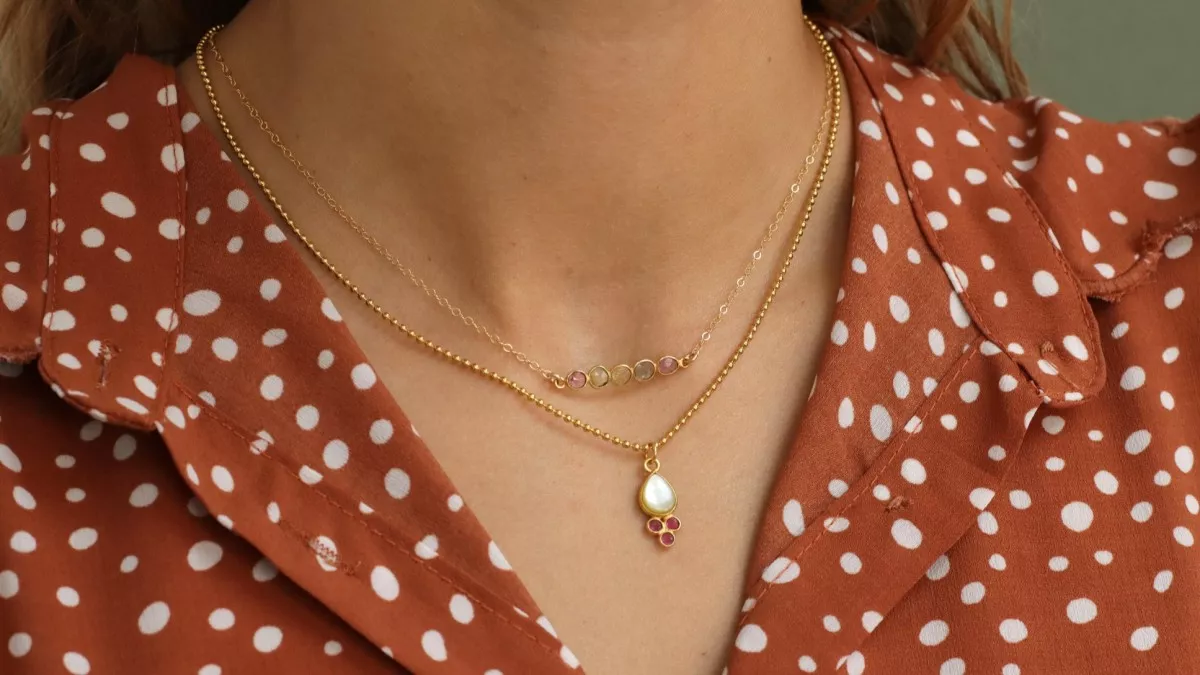 Collares de piedra natural y nácar Collares de piedra natural y nácar