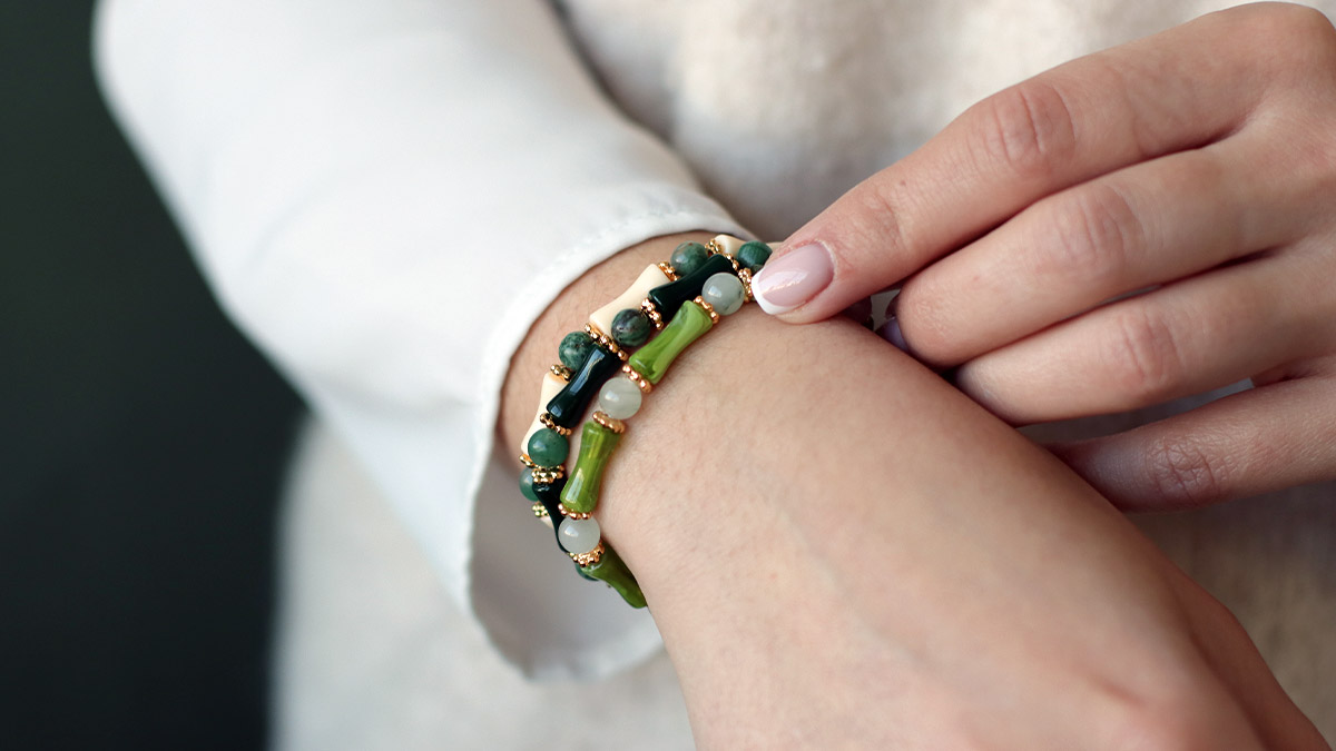 Pulseras elásticas de cuentas tubo verde Pulseras elásticas de cuentas tubo verde