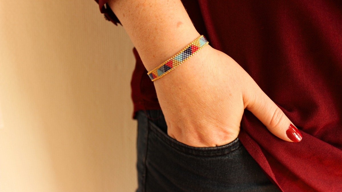 Pulsera triangular con perlas Miyuki 11/0 en par peyote Pulsera triangular con perlas Miyuki 11/0 en par peyote