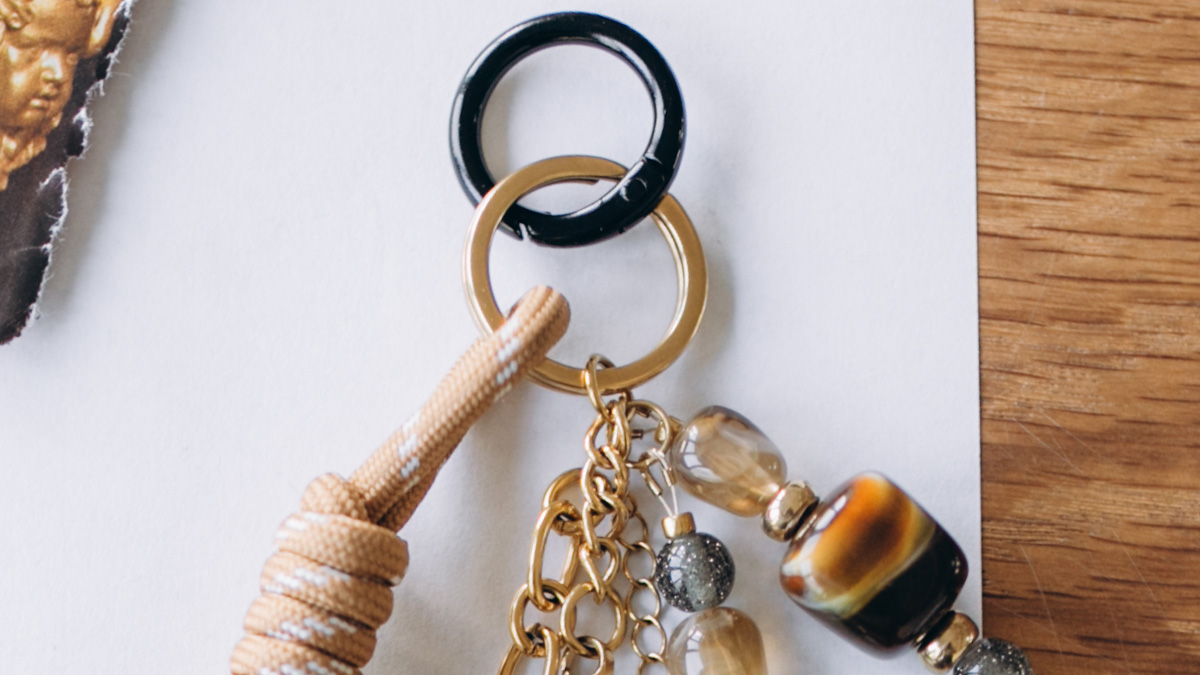 Bisutería para bolsos DIY abalorios de acero inoxidable y cuentas de resina : Paso 6 Bisutería para bolsos DIY abalorios de acero inoxidable y cuentas de resina : Paso 6