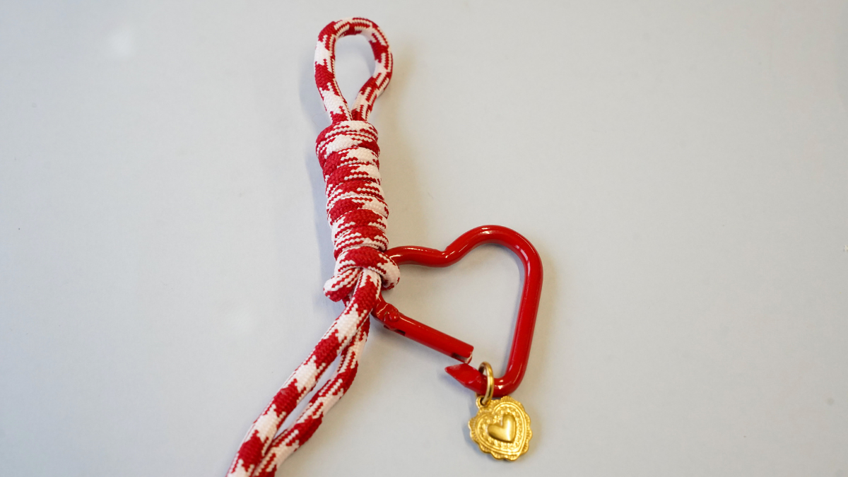 Joyas para bolsos de San Valentín: una idea DIY fácil : Paso 2 Joyas para bolsos de San Valentín: una idea DIY fácil : Paso 2