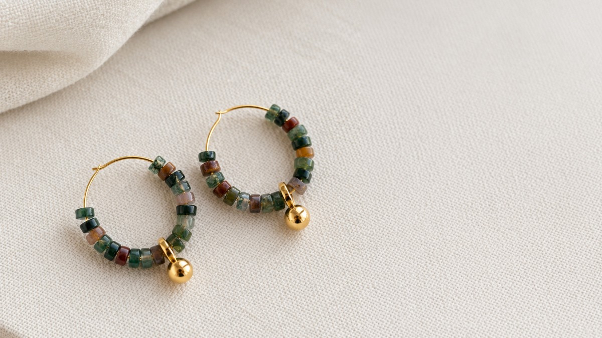 Tutorial para hacer pendientes de aro con piedras preciosas Tutorial para hacer pendientes de aro con piedras preciosas