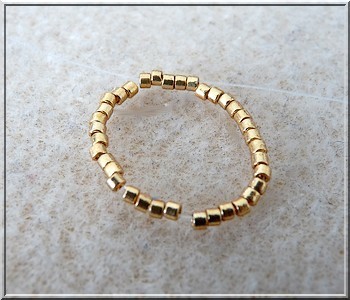 aretes con cristales de PureCrystal Salomé majestuosa azul y perlas de cal y vidrio y Amos® Khéops® por Puca® : Paso 1 aretes con cristales de PureCrystal Salomé majestuosa azul y perlas de cal y vidrio y Amos® Khéops® por Puca® : Paso 1