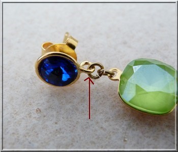 aretes con cristales de PureCrystal Salomé majestuosa azul y perlas de cal y vidrio y Amos® Khéops® por Puca® : Paso 23 aretes con cristales de PureCrystal Salomé majestuosa azul y perlas de cal y vidrio y Amos® Khéops® por Puca® : Paso 23